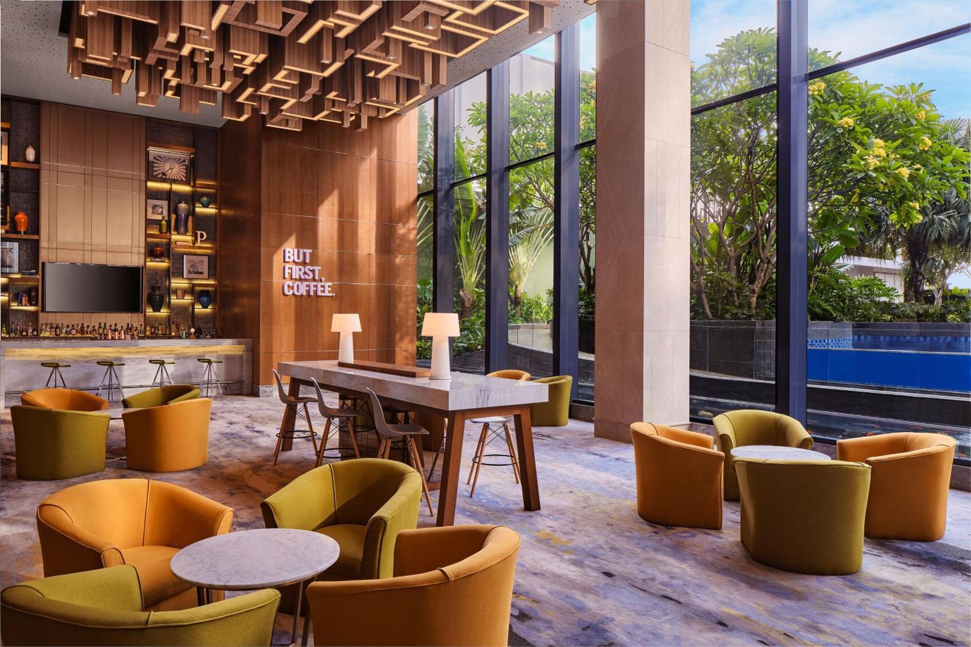 Four Points By Sheraton Surabaya, Tunjungan Plaza Exterior photo
