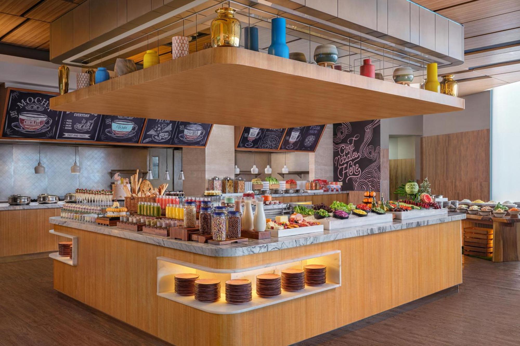 Four Points By Sheraton Surabaya, Tunjungan Plaza Exterior photo