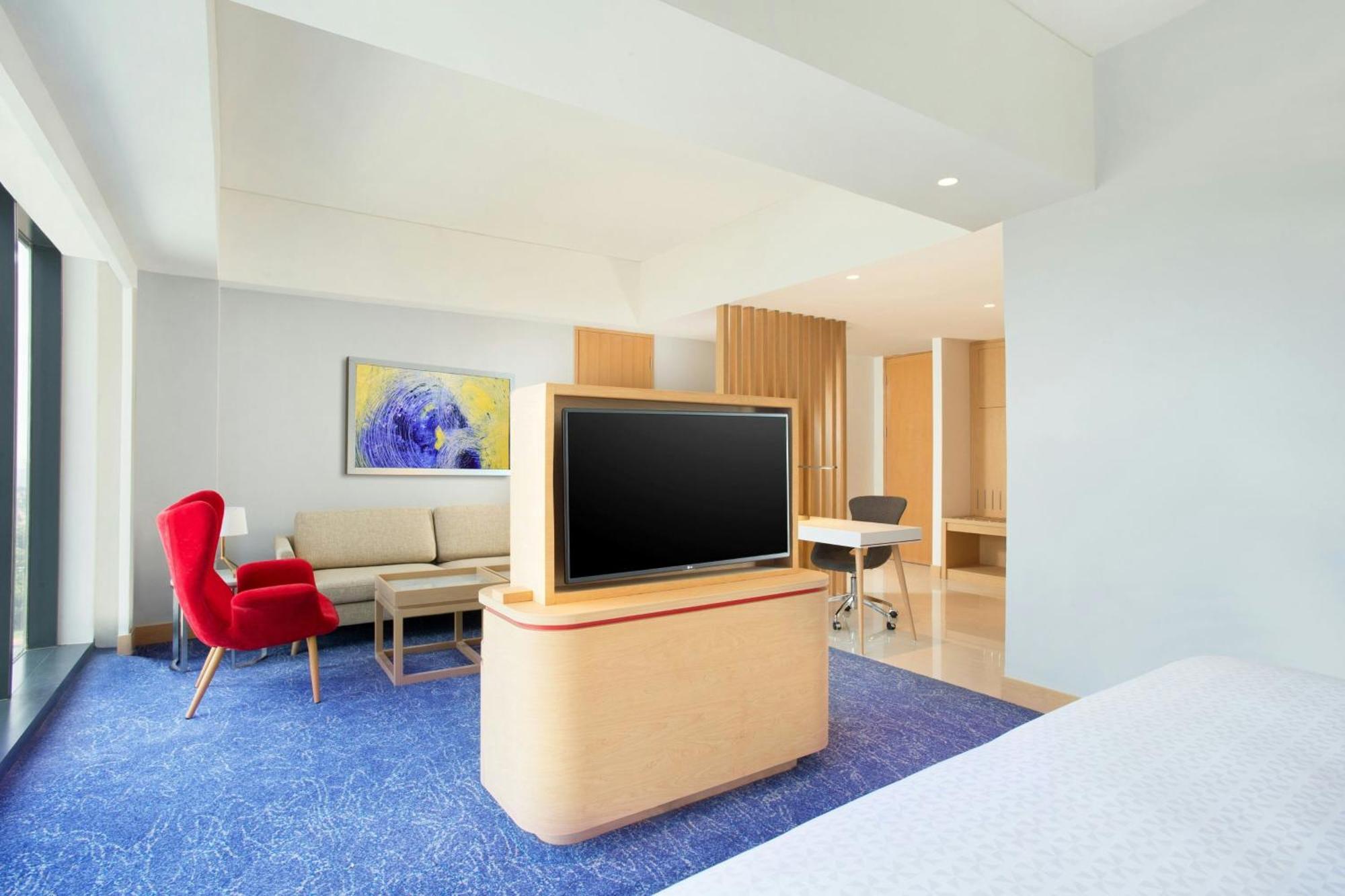 Four Points By Sheraton Surabaya, Tunjungan Plaza Exterior photo